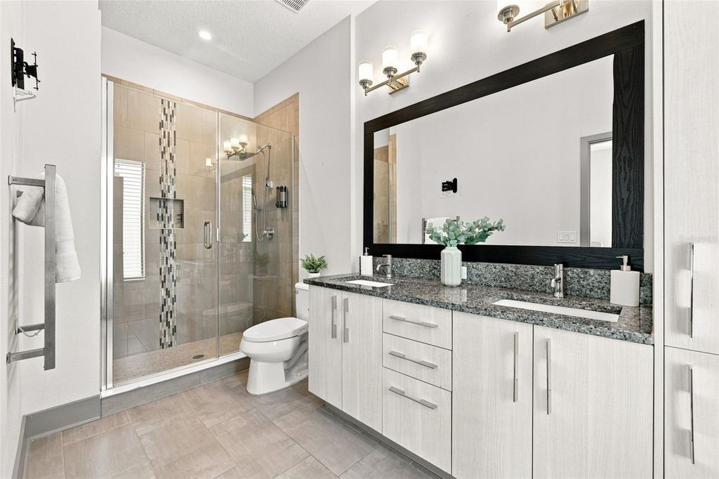 Image 32 of property listing at 4810 W MCELROY AVENUE 3, Tampa, FL 33611