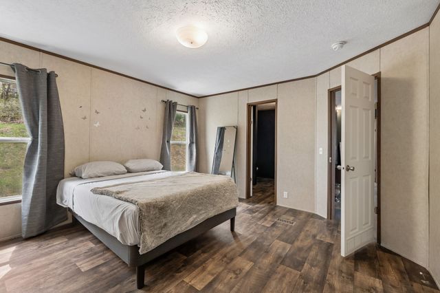 805 Harris Rd, Dickson, TN 37055