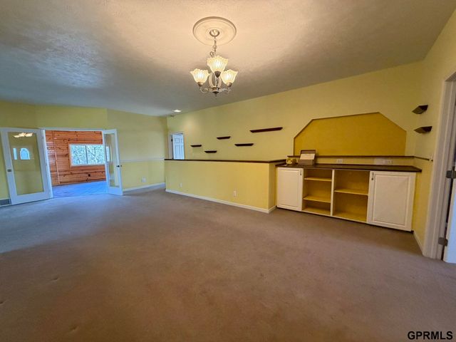 1146 County Road F Road, Dorchester, NE 68343