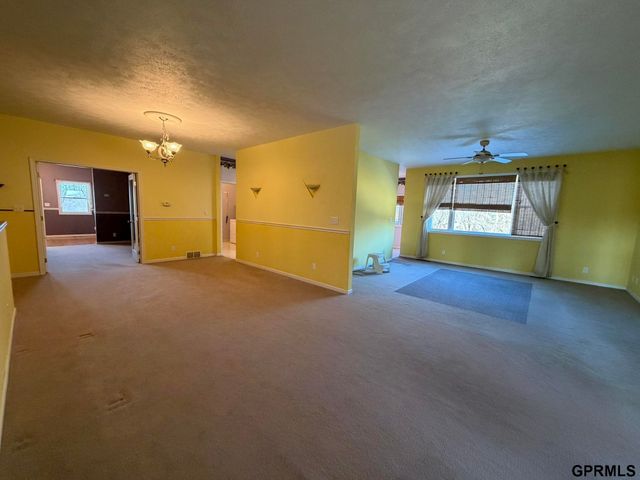 1146 County Road F Road, Dorchester, NE 68343