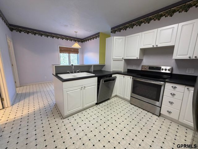 1146 County Road F Road, Dorchester, NE 68343