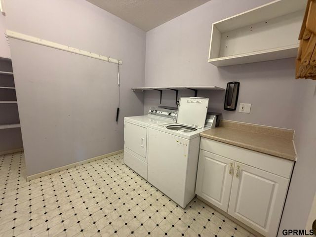 1146 County Road F Road, Dorchester, NE 68343