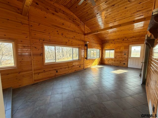 1146 County Road F Road, Dorchester, NE 68343