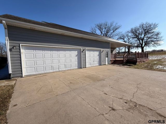 1146 County Road F Road, Dorchester, NE 68343