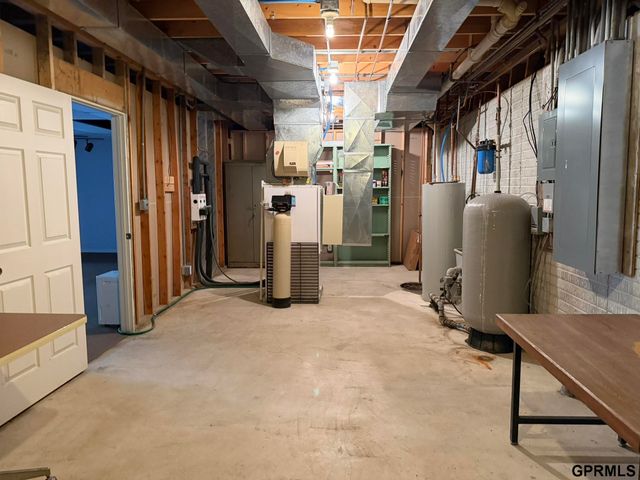 1146 County Road F Road, Dorchester, NE 68343