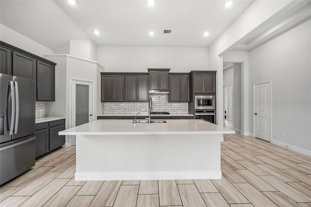 2263 Vanessa Cay Lane, La Porte, TX 77571