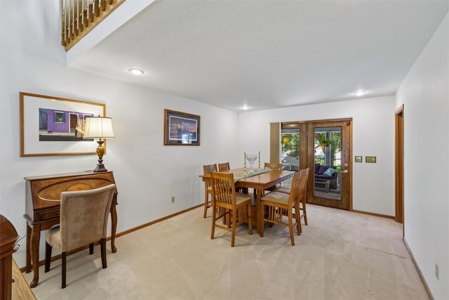 5700 Aspen Drive, West Des Moines, IA 50266