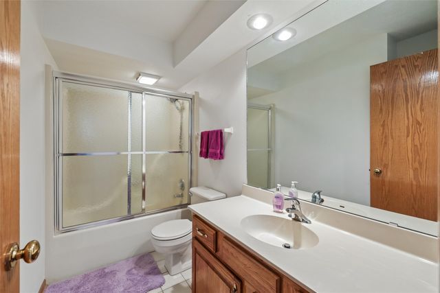 5700 Aspen Drive, West Des Moines, IA 50266