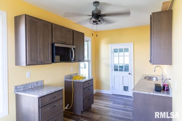 16853 N WRIGHT Road, Lewistown, IL 61542