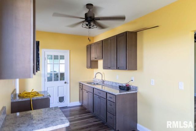 16853 N WRIGHT Road, Lewistown, IL 61542