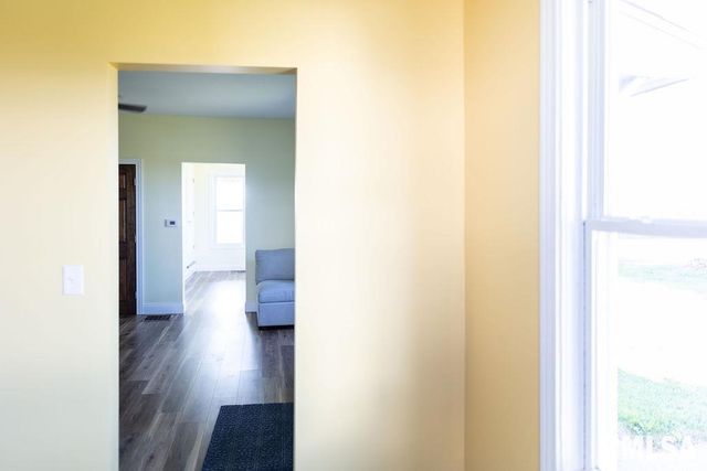 16853 N WRIGHT Road, Lewistown, IL 61542