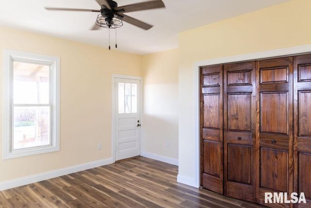 16853 N WRIGHT Road, Lewistown, IL 61542