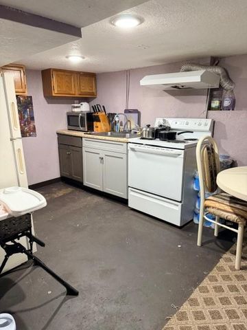 2014 Spruce Avenue, Kansas City, MO 64127