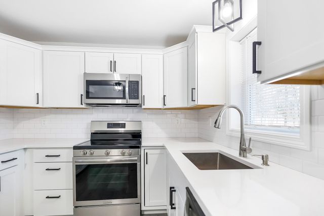 2A Mulberry Street, Windham, NH 03087