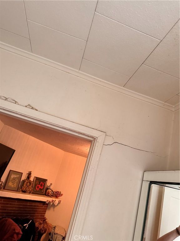 Image 2 of property listing at 13627 Hart, Van Nuys, CA 91405