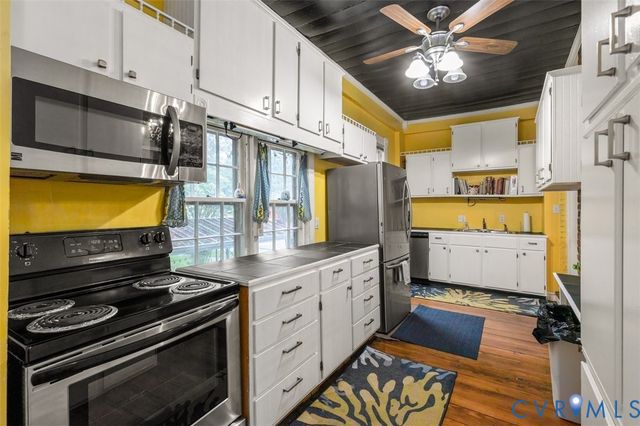 103 N Jefferson St, Petersburg, VA 23803