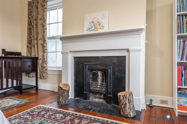 103 N Jefferson St, Petersburg, VA 23803
