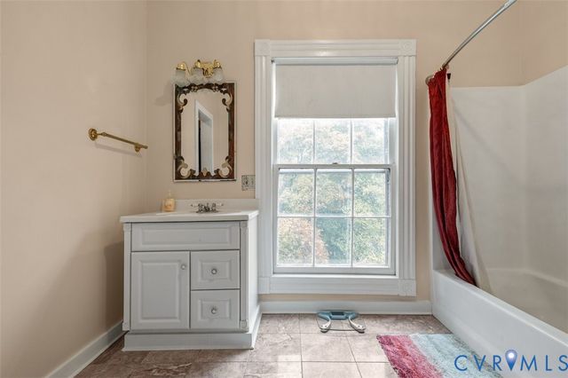 103 N Jefferson St, Petersburg, VA 23803