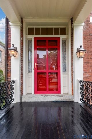 103 N Jefferson St, Petersburg, VA 23803