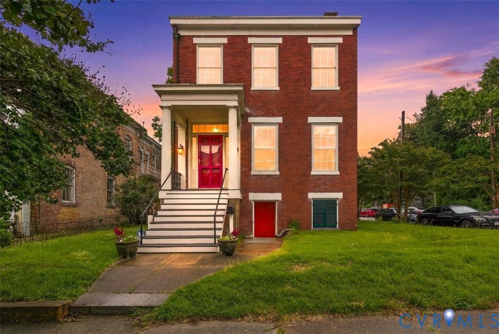 103 N Jefferson St, Petersburg, VA 23803