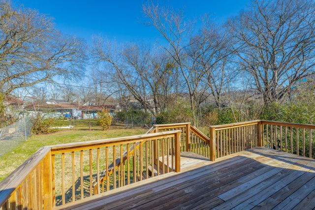 2107 Oak Street, Chattanooga, TN 37404