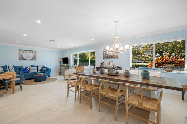 413 S Country Club Drive, Atlantis, FL 33462