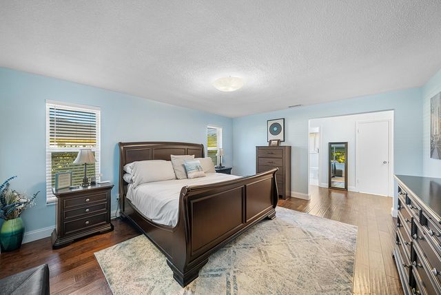 413 S Country Club Drive, Atlantis, FL 33462