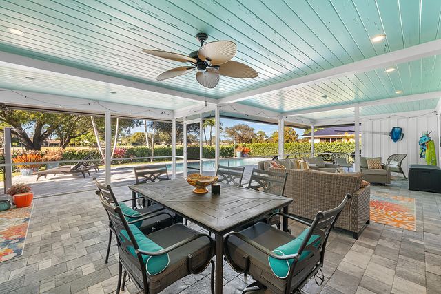 413 S Country Club Drive, Atlantis, FL 33462