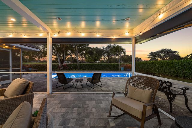 413 S Country Club Drive, Atlantis, FL 33462