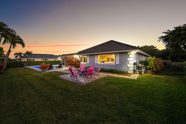 413 S Country Club Drive, Atlantis, FL 33462