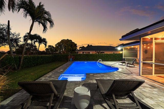 413 S Country Club Drive, Atlantis, FL 33462