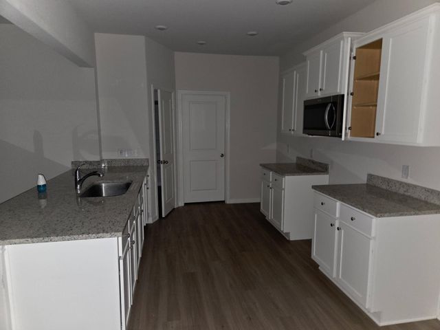 10356 Sweetwater Creek Dr Drive, Cleveland, TX 77328