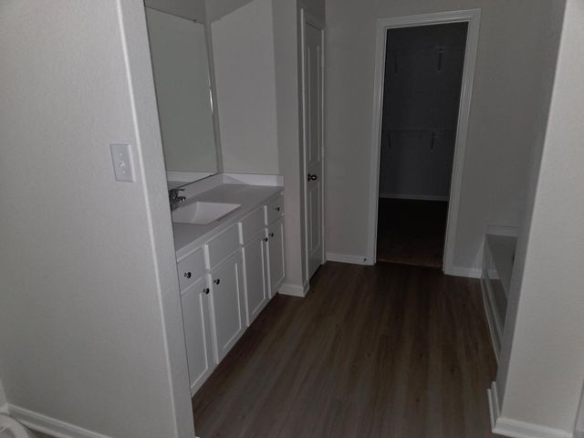 10356 Sweetwater Creek Dr Drive, Cleveland, TX 77328