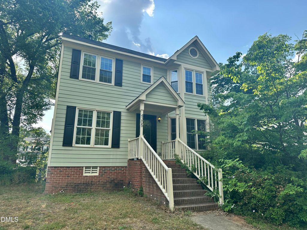4305 Bartholomew Circle, Raleigh, NC 27604