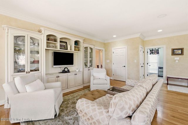 7403 Broad Run Rd, Louisville, KY 40291