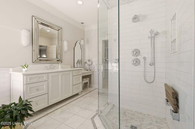 7403 Broad Run Rd, Louisville, KY 40291