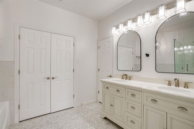 1016 Telluride Drive, Arlington, TX 76001