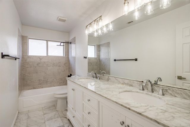 1016 Telluride Drive, Arlington, TX 76001