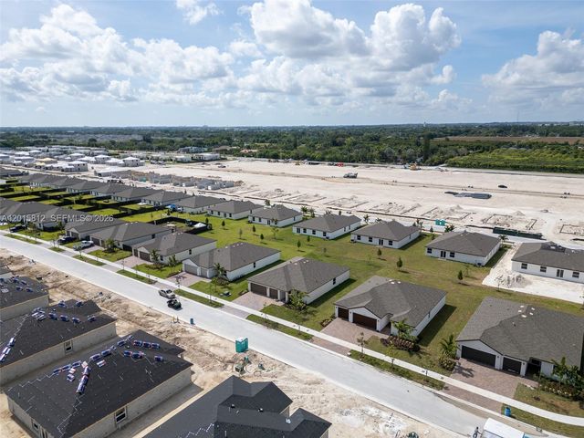 17564 SW 285th St, Homestead, FL 33030