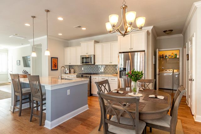 2674 Park West Boulevard, Mount Pleasant, SC 29466