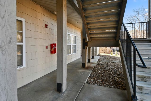 330 South Wildwood Drive Bldg 6 Unit 2, Branson, MO 65616