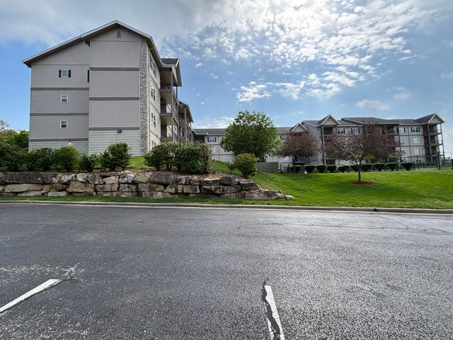 330 South Wildwood Drive Bldg 6 Unit 2, Branson, MO 65616