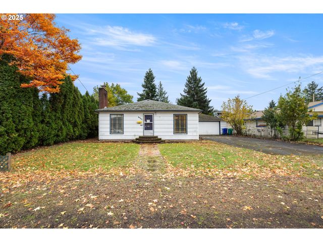 8730 Ne DAVIS St, Portland, OR 97220