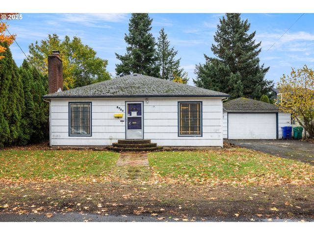 8730 Ne DAVIS St, Portland, OR 97220