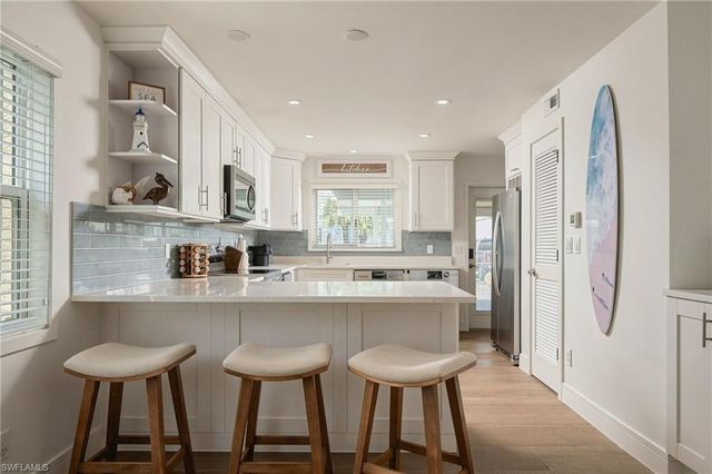 1100 8th AVE S 105A, Naples, FL 34102