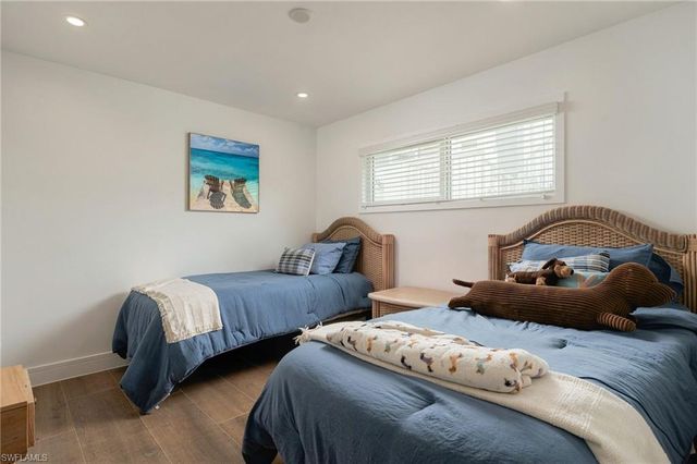 1100 8th AVE S 105A, Naples, FL 34102