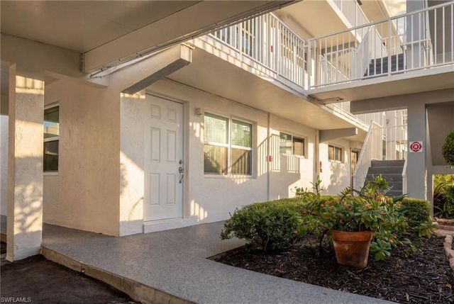 1100 8th AVE S 105A, Naples, FL 34102