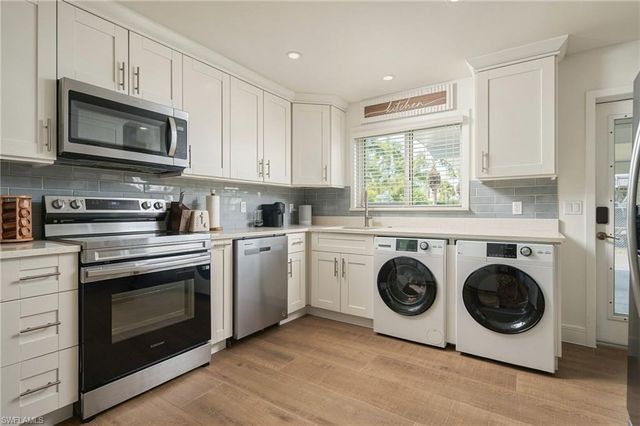 1100 8th AVE S 105A, Naples, FL 34102