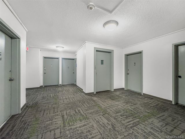 171 Pearsall 3H, Mount Vernon, NY 10552