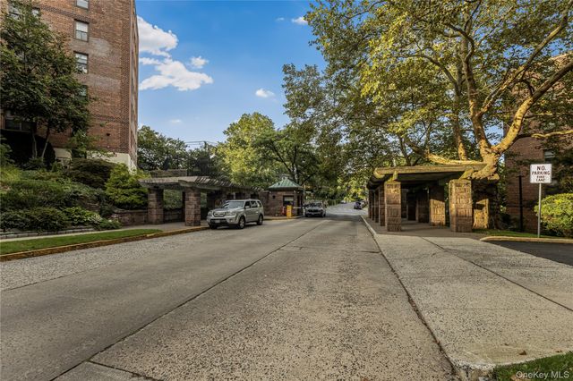 171 Pearsall 3H, Mount Vernon, NY 10552